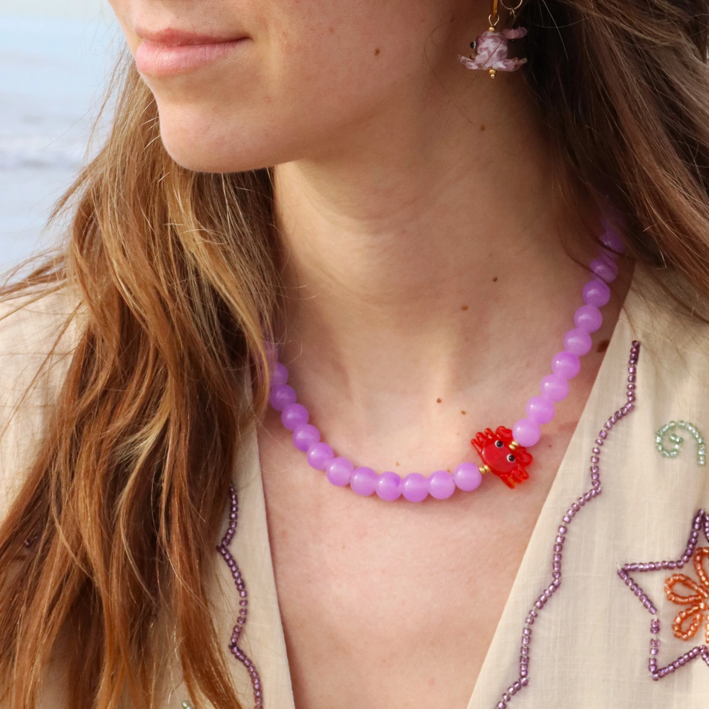Kralenketting - paars met krabje - Image 3